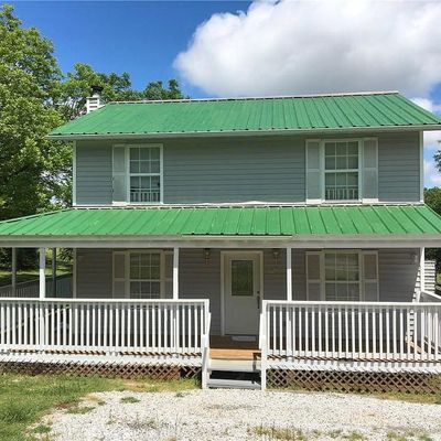 808 N Laurel St, Walhalla, SC 29691