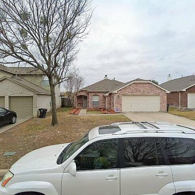 6705 Day Dr, Fort Worth, TX 76132