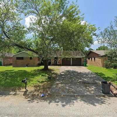 703 Littlewood St, Baytown, TX 77521