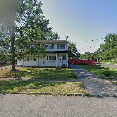 724 Oak St, Lakehurst, NJ 08733