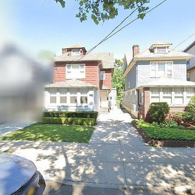 1031 E 32 Nd St, Brooklyn, NY 11210