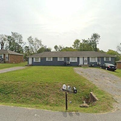 104 Tandy Dr, Clarksville, TN 37042