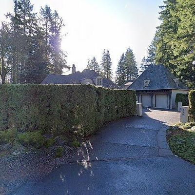 1098 Chandler Rd, Lake Oswego, OR 97034