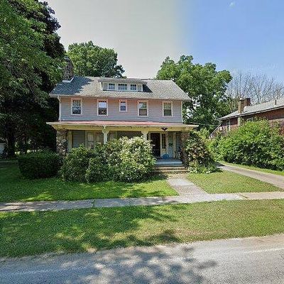 110 Walnut St, Girard, PA 16417