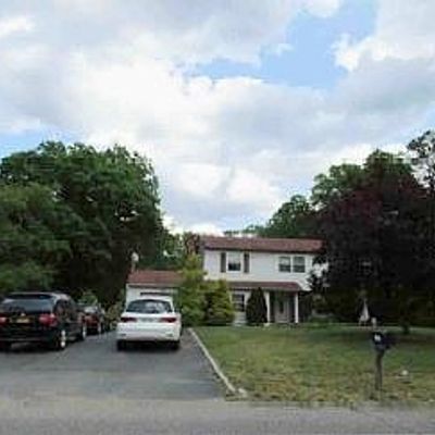 1123 Connetquot Ave, Central Islip, NY 11722
