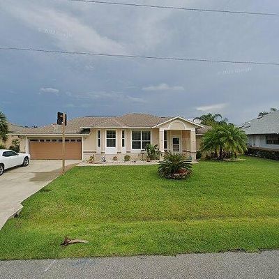 10 Flintstone Ct, Palm Coast, FL 32137