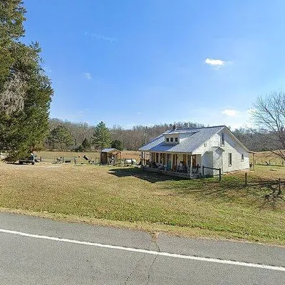 12490 Galen Rd, Lafayette, TN 37083