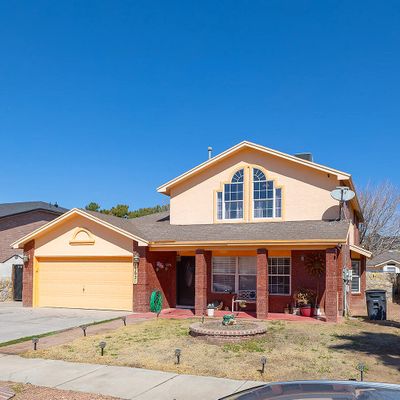 13921 Golden Mesa Ct, Horizon City, TX 79928