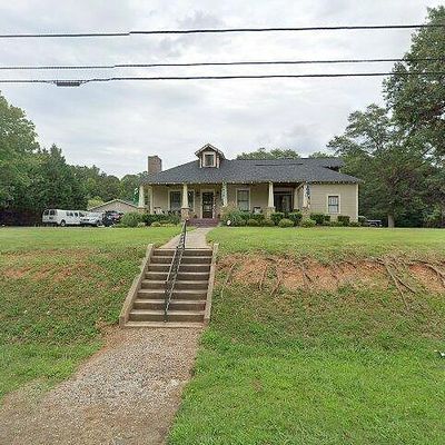 1207 S Point Rd, Belmont, NC 28012