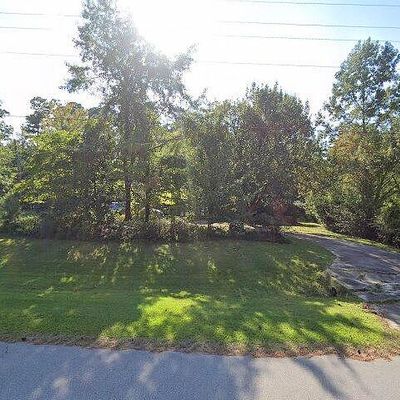 1211 Greenway Dr, Jacksonville, NC 28546