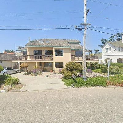 1212 W Cliff Dr, Santa Cruz, CA 95060