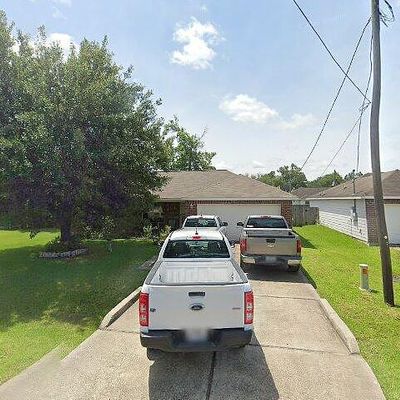 16200 Sun View Ln, Conroe, TX 77302