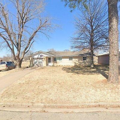 1436 E Moses St, Cushing, OK 74023