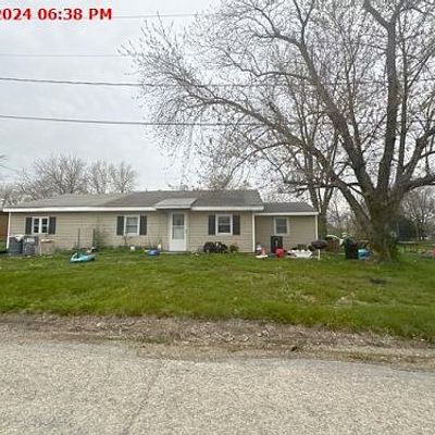 204 E Elm St, King City, MO 64463