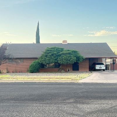 2126 E 9 Th St, Douglas, AZ 85607