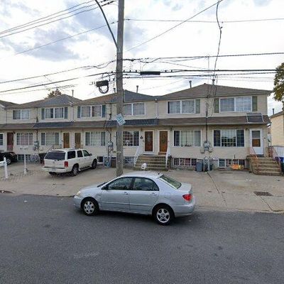 218 Lake Ave, Staten Island, NY 10303