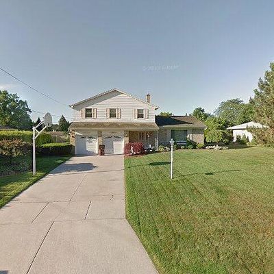 1814 Gerda St Se, Grand Rapids, MI 49508