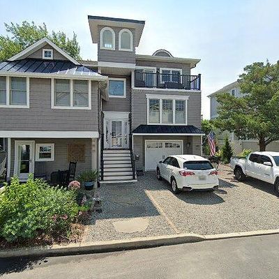 1820 Bay Ter, Ship Bottom, NJ 08008