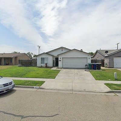 1865 Hatch Ave, Tulare, CA 93274