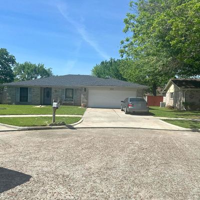 2207 Treadslow Ln, Houston, TX 77067