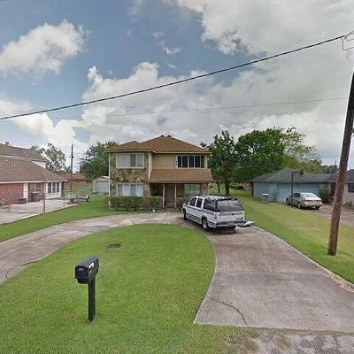 2240 W Highland Dr, Beaumont, TX 77705