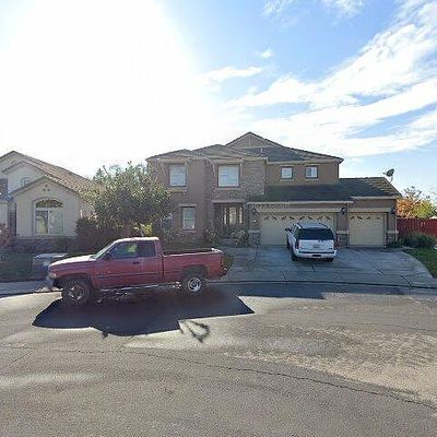 232 Preakness Cir, Manteca, CA 95337