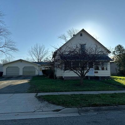 309 Sherwood Ave, Three Oaks, MI 49128