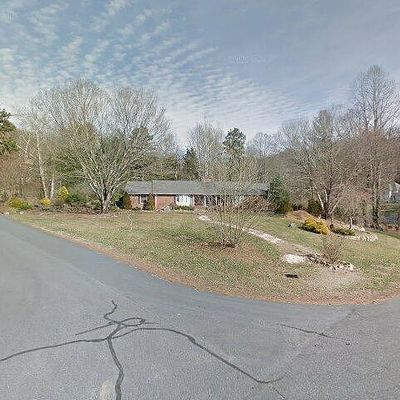 3109 Stoney Brook Dr, Lenoir, NC 28645