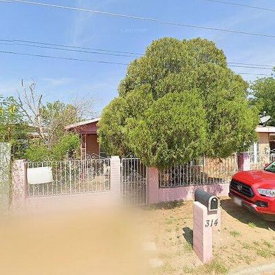 314 N Mendiola Ave, Laredo, TX 78043