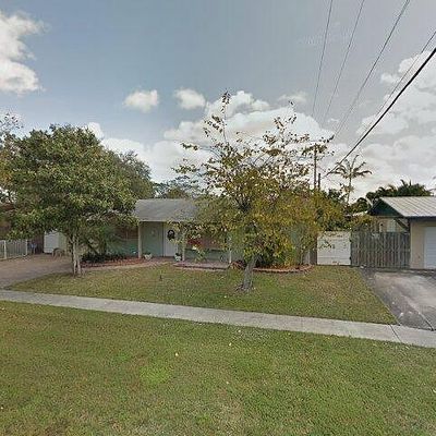 3434 Capri Rd, Palm Beach Gardens, FL 33410