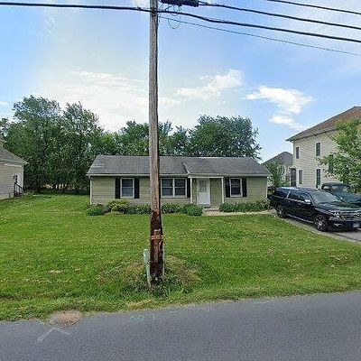 41 S Loudoun St, Lovettsville, VA 20180