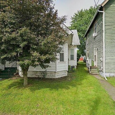 37 Houston St Sw, Massillon, OH 44647