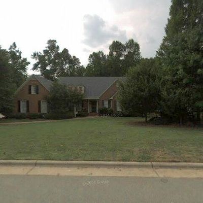 3801 Camden Falls Ct, Greensboro, NC 27410