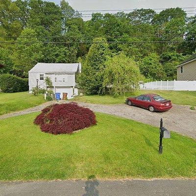 49 Ojibwa Rd, Shelton, CT 06484