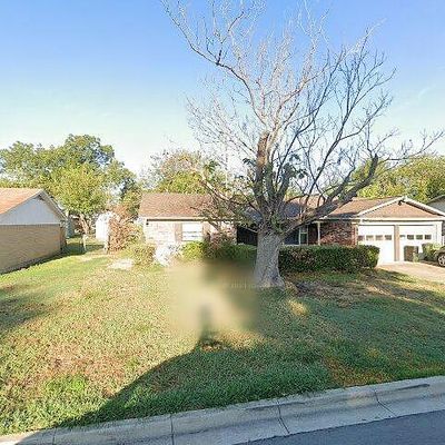 5125 Laurel Ln, North Richland Hills, TX 76180