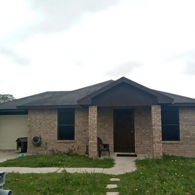 517 Ruby Red Ln, Brownsville, TX 78521
