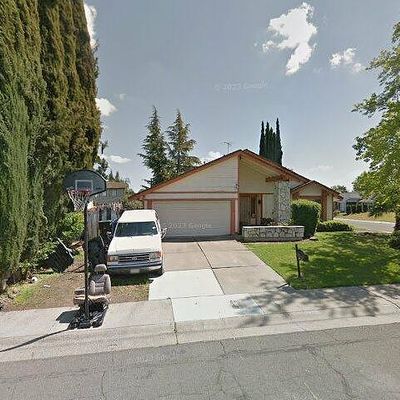4450 Lineras Way, Sacramento, CA 95823