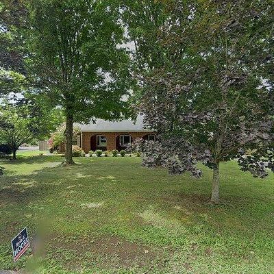 637 Ridgecrest Dr, Mcminnville, TN 37110