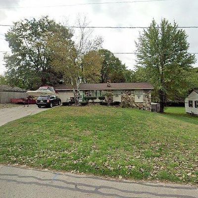 686 Lillian St, Holland, MI 49424