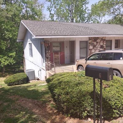 6 Akokisa Dr, Cherokee Village, AR 72529