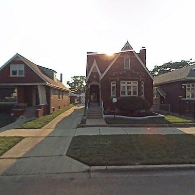 8146 S Wolcott Ave, Chicago, IL 60620