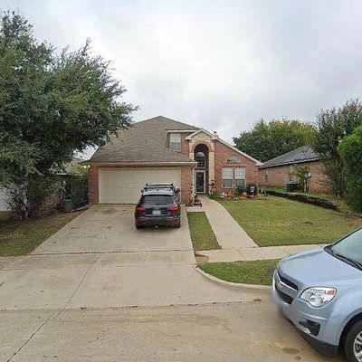 821 Silverbrook Dr, Saginaw, TX 76179