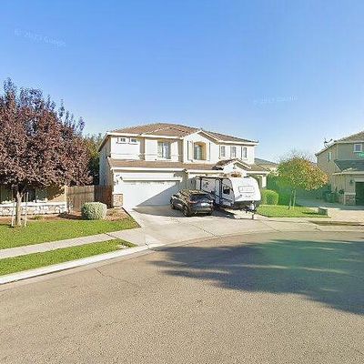 7182 E Robinson Ave, Fresno, CA 93737