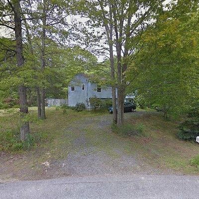 1 Quiet Oak Dr, Bradford, RI 02808