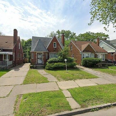 9207 Sorrento St, Detroit, MI 48228