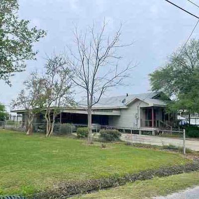 109 Pellegrin St, Chauvin, LA 70344