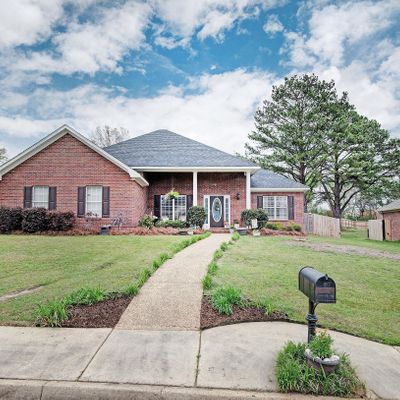 112 Warrior Ln, Clinton, MS 39056