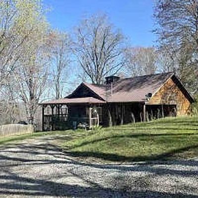 120 Jackson Dr, Harriman, TN 37748