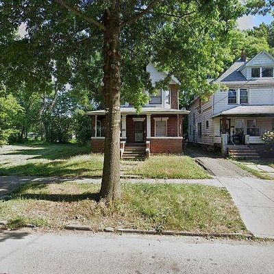 10705 Columbia Ave, Cleveland, OH 44108