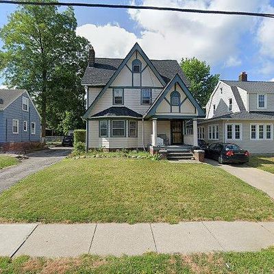 13346 Cedar Rd, Cleveland Heights, OH 44118